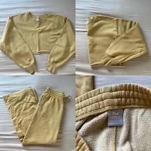 Aritzia tna sweatsuit set